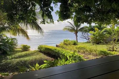 Image de Chic beach retreat, cozy and artsy! Sunset and ocean views on beach in Tamarin