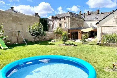 Image de Grande maison familiale en plein centre-ville