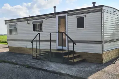 Image de Gezellige Ruime Stacaravan om Lekker tot Rust te Komen bij ons op de Camping