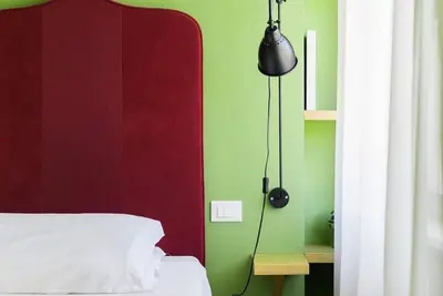 Image de \nRarity Suites: classic and modern style with the charm of a private house