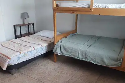 Image de A 5 Pasos de la Playa. 3 Cuartos con Baños. Gran Piscina. Hermosa Vista