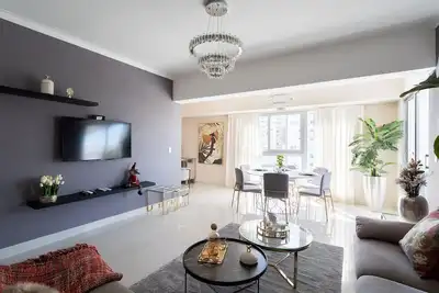 Image de Classy-3br-KingBed-50mbWiFi-CityCntr-A/C-YellowKey