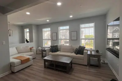 Image de Charming 2-bedroom townhome with WiFi, Ac in serene Imperial