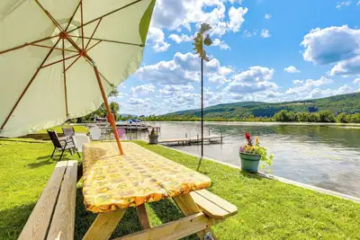 Image de Canandaigua Lakefront Gem w/ Dock & Boat Slip