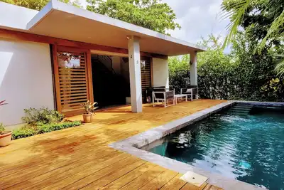 Image de Plages et services à proximité, piscine privée et plus à Villa Prana 5