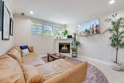 Image de Rustic Cozy Haven in West Town