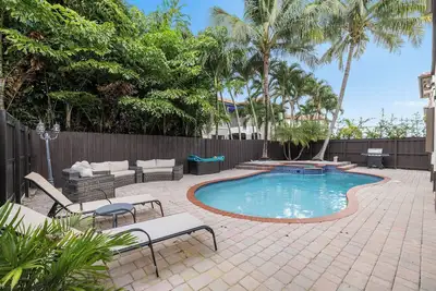 Image de Cozy Tropical Pool Retreat in Miami