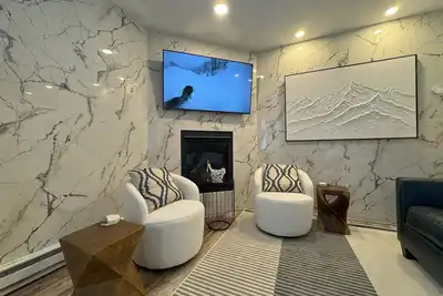 Image de Mountain Bluebird Condo Getaway at Schweitzer Ski Resort