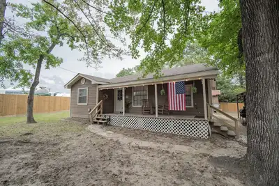 Image de Charming 2-bedroom lake house in Onalaska, Tx!