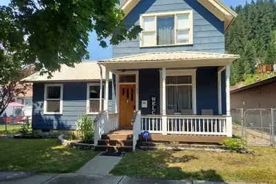 Image de Home Away from Home in Wallace