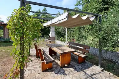 Image de Appartement de deux chambres avec la terrasse Risika, Krk (A-23388-a)