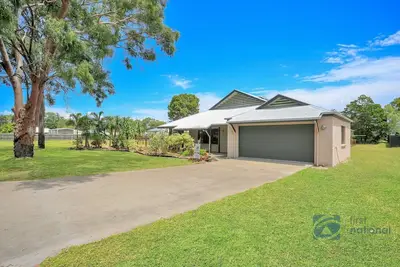 Image de Beach house one street from the Beach