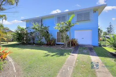 Image de Prime Position, Awesome House, Huge Deck with Sea Breezes