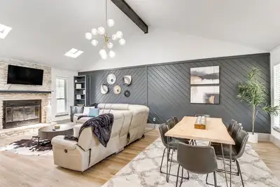 Image de Modern Georgetown Home < 2 Mi to Blue Hole Park!