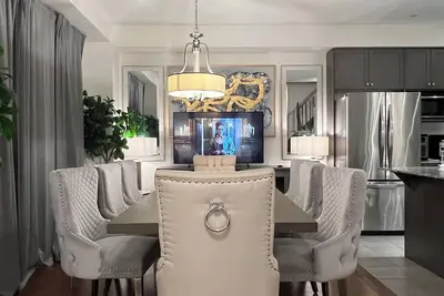 Image de 11 Beds - Kleinburg Crown Town Residences