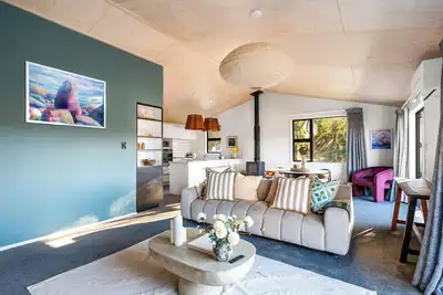 Image de Stylish House 3 Minutes Walk From Town