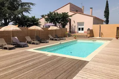 Image de Maison chaleureuse avec piscine Ă 10mn de la mer et 30mn de l Espagne
