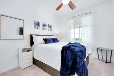 Image de Charming 2-bedroom condo with Wi-Fi, Ac in Wellen Park with a 4th floor view