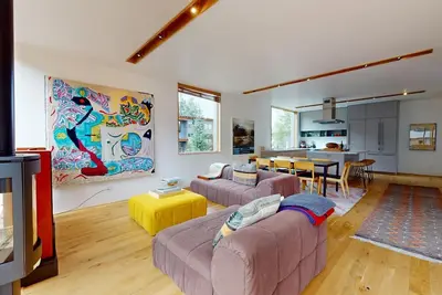 300 6th Street West - Amazing New Modern Townhome