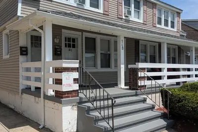 Image de Lovely 4-bedroom house by the beach.