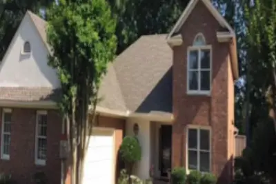 Image de Newly renovated 4-bedroom house in Jones Creek on the 18th hole