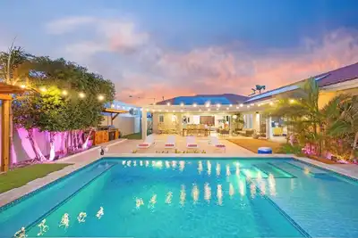 Image de Villa Amara - Lux Stay Near Arashi Beach by Lucha