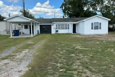 Image de Large 3/1 home close to refinery/casino/food