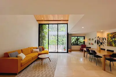 Image de Luxury \"Jungalow\" Penthouse in El Poblado with Outdoor Tub and Stunning Nature