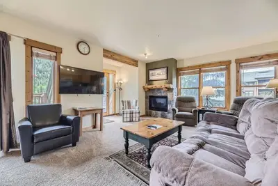 Image de Cozy 3 Bedroom Condo/Walk to Lifts/Shared Hot Tubs