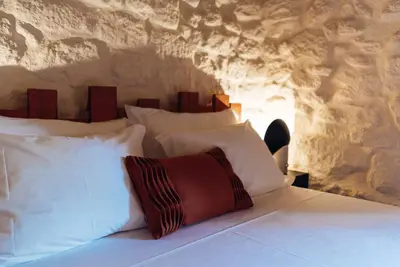 Image de une charmante unité d'hébergement de 39 m² avec deux chambres à coucher