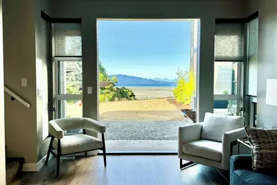 Image de Parksville Beach Retreat
