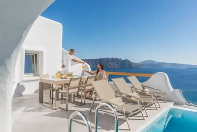 Image de Glorious Oia Suite | Haldir Suite | 3 Bedroom Suite | Adults Only | Suite with Private Heated Outdoor Pool & Caldera Sea View | Main Pedestrian Street
