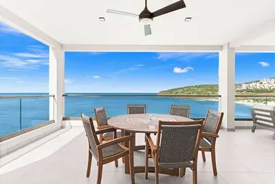 Image de Indigo Oceanfront Condo Middle Floor - Unit 2, Indigo Oceanview Terrace 2