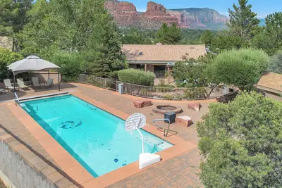Image de Discover luxury in Sedona Castle Rock: 4br, 3ba retreat for 10, stunning red rock views!