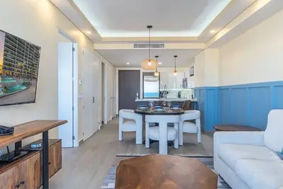 Image de Splash in The New Lazy River/Stay in Modern Luxury Encantame Viento 303