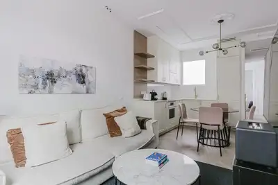 Image de Fabulous Lista 3br w/ A/C, 4 min from El Retiro Park, by Blueground