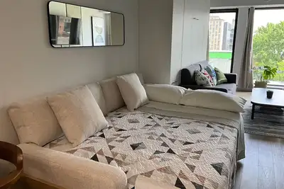 Image de Studio Chic au cœur de Montréal, à côté de tout