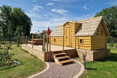 Image de Cabane, hébergement insolite, tout confort jusqu'à 3 personnes