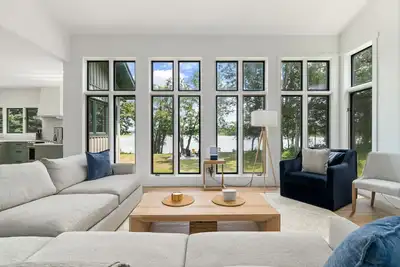 Image de Private waterfront nature escape