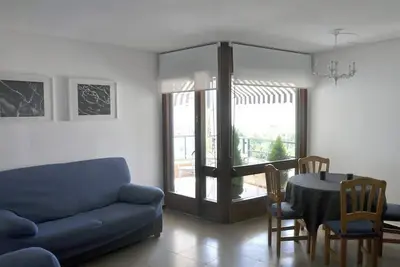 Image de Very centrally located and 50m from Levante beach