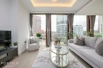 Image de Stunning 2-bed Apt with pool in Nine Elms