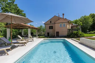 Maison Nino by Interhome