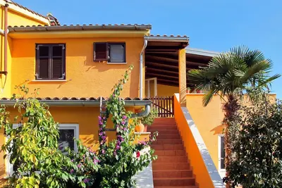 Image de Appartement Smilja by Interhome