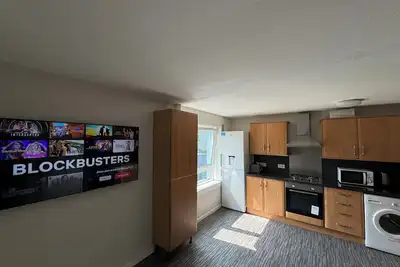 Image de 5 mins to The Pleasance and Royal Mile- 4 Bedroom Apartment