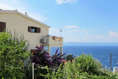 Appartement Jure by Interhome