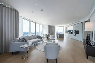 Image de Stunning three-bedroom apartment on the river