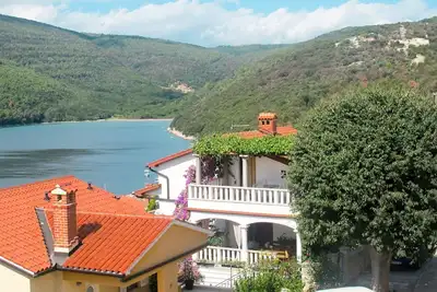 Violetta by Interhome