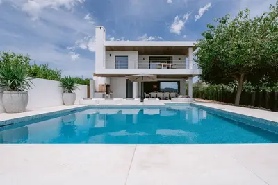 Image de Can Palau in Santa EulĂ ria des Riu