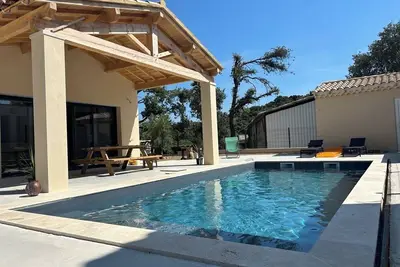 Image de Maison avec piscine, privative en Drôme Provençale