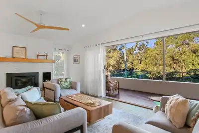 Esplanade 180, Golden Beach